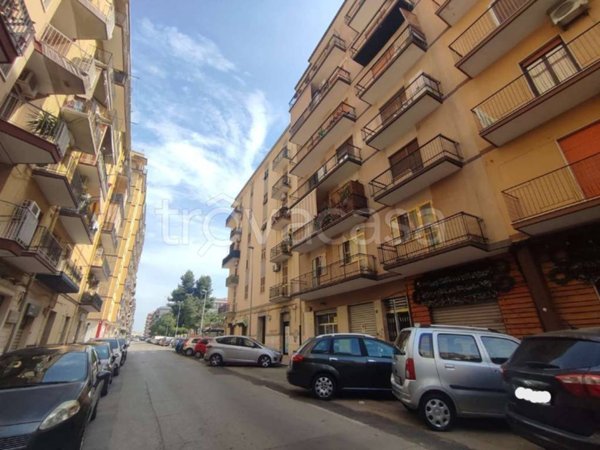 appartamento in vendita a Taranto in zona Italia-Montegranaro