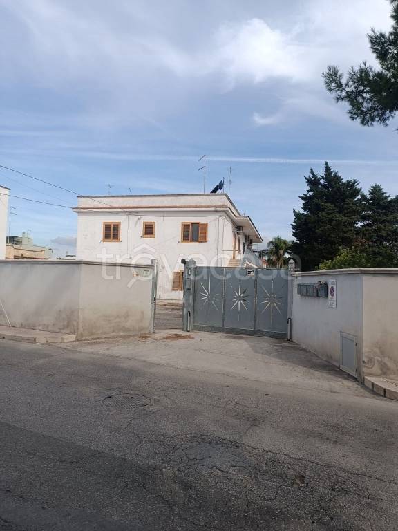 appartamento in vendita a Taranto in zona Lama