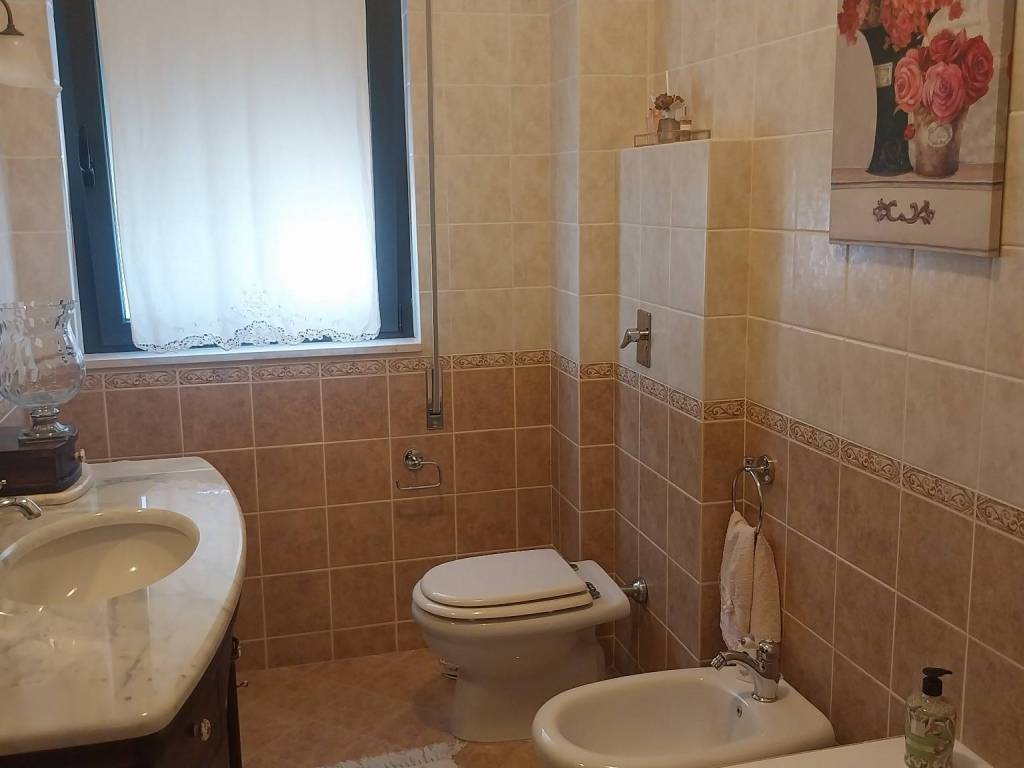 appartamento in vendita a Taranto in zona Solito-Corvisea