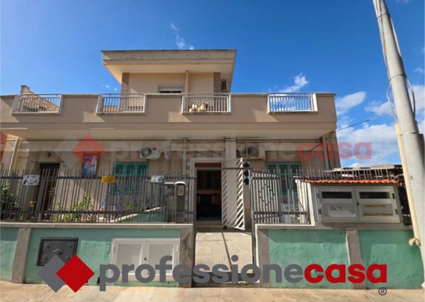 casa indipendente in vendita a Taranto in zona Solito-Corvisea