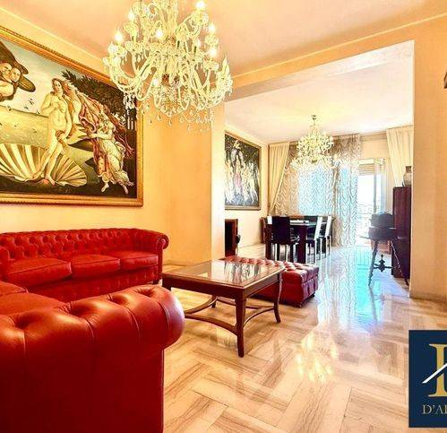 appartamento in vendita a Taranto in zona Borgo