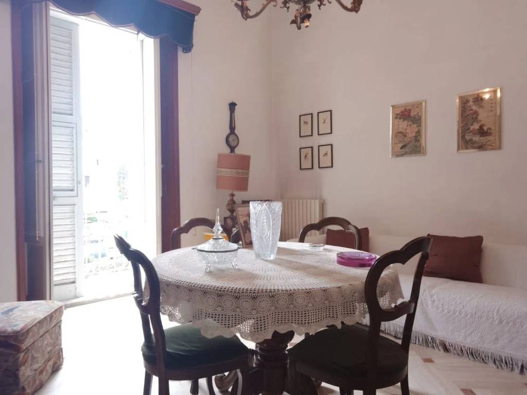 appartamento in vendita a Taranto in zona Borgo