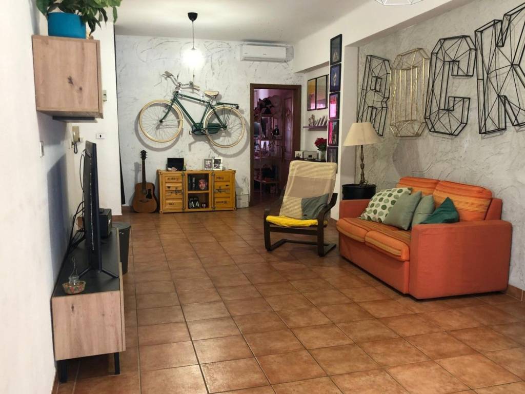 appartamento in vendita a Taranto in zona Italia-Montegranaro