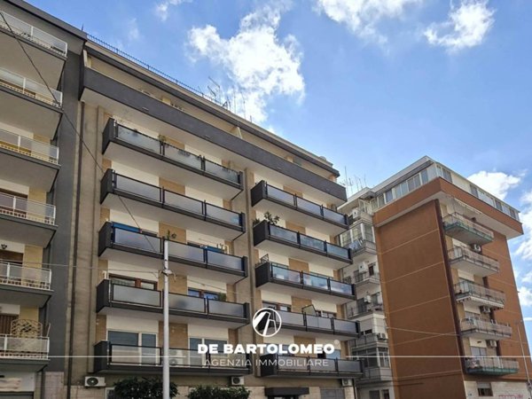 appartamento in vendita a Taranto in zona Italia-Montegranaro