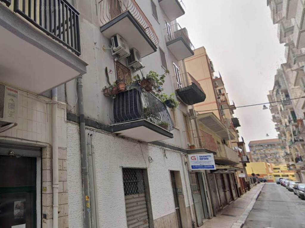 appartamento in vendita a Taranto in zona Italia-Montegranaro