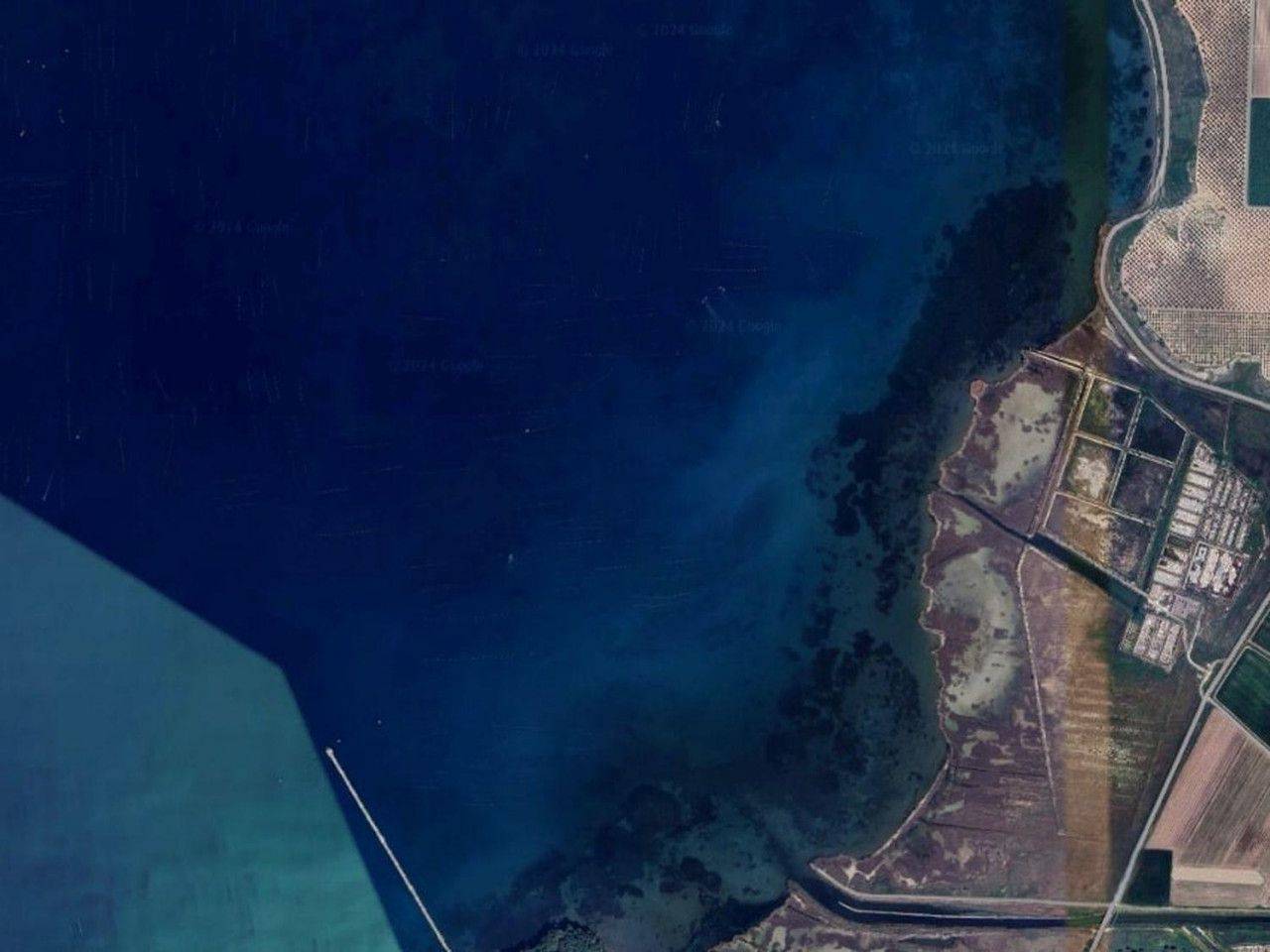 negozio in vendita a Taranto in zona Tamburi-Croce