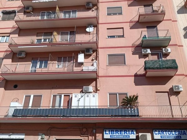 appartamento in vendita a Taranto in zona Tre Carrare-Battisti