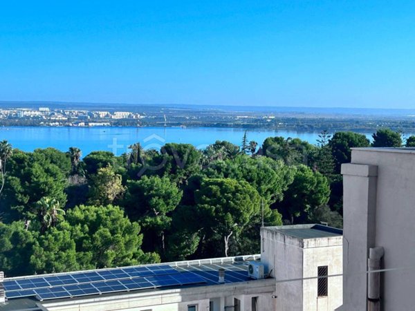 appartamento in vendita a Taranto in zona Borgo