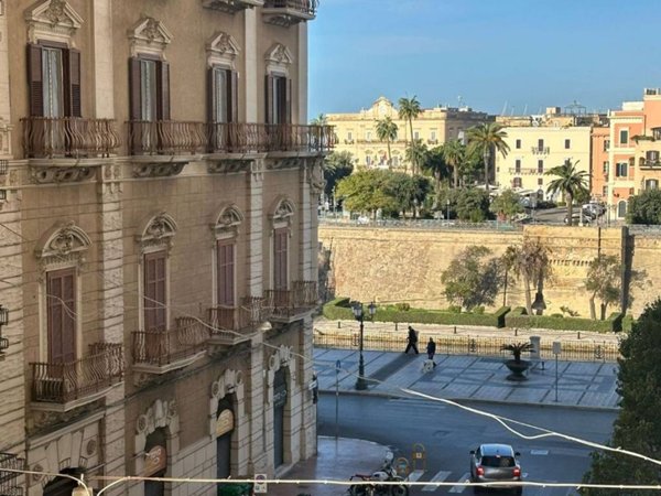 appartamento in vendita a Taranto in zona Borgo Antico