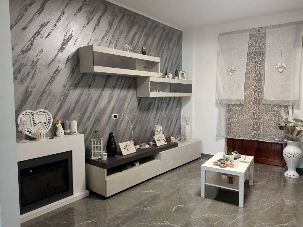 appartamento in vendita a Taranto in zona Solito-Corvisea