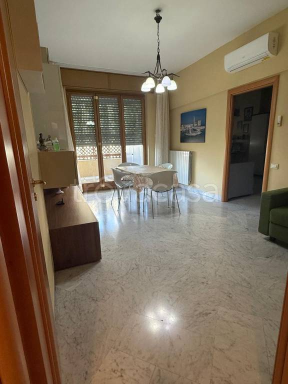 appartamento in vendita a Taranto in zona Tre Carrare-Battisti