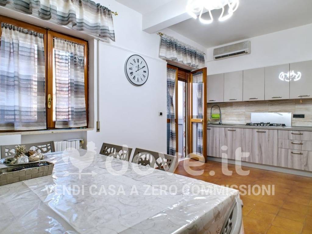 appartamento in vendita a Taranto in zona Tre Carrare-Battisti