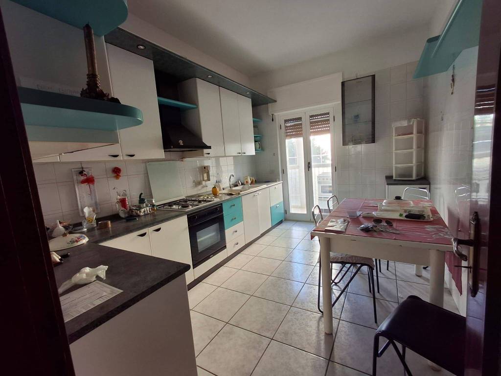 appartamento in vendita a Taranto in zona Tre Carrare-Battisti