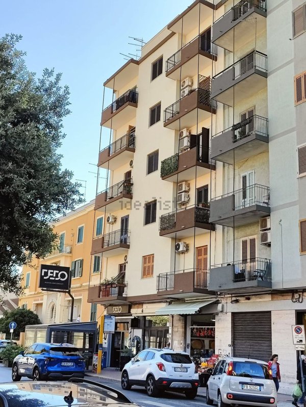 appartamento in vendita a Taranto in zona Tre Carrare-Battisti