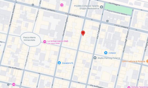 negozio in vendita a Taranto in zona Borgo