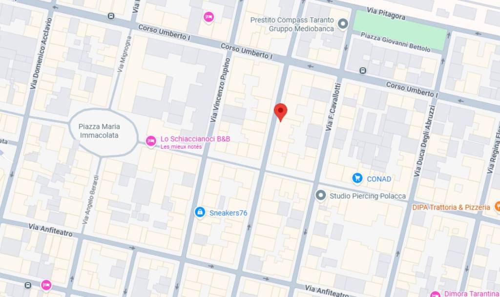 negozio in vendita a Taranto in zona Borgo