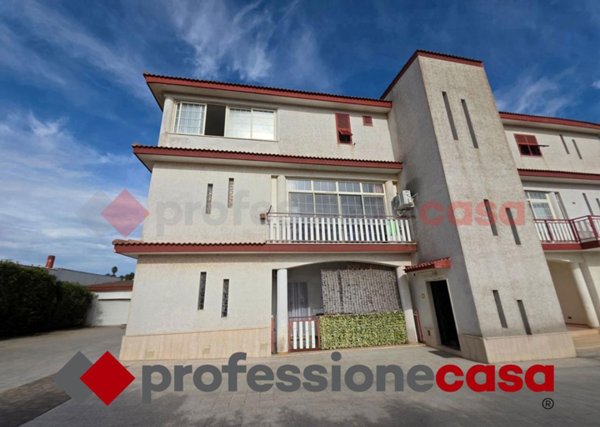 appartamento in vendita a Taranto in zona Solito-Corvisea