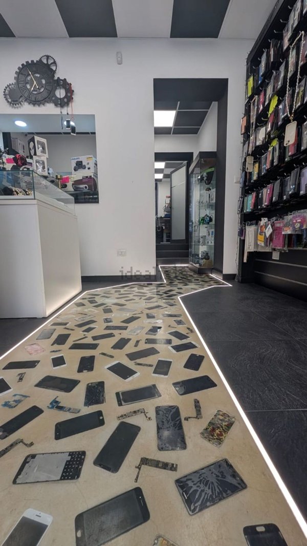 negozio in vendita a Taranto in zona Borgo