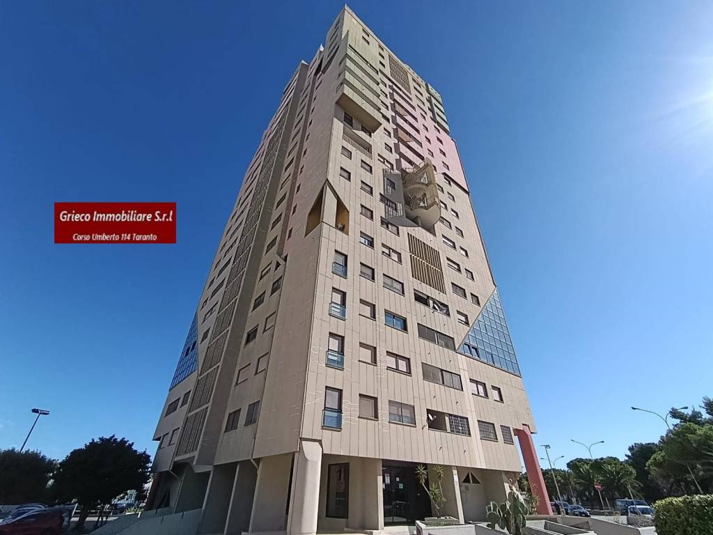 appartamento in vendita a Taranto in zona Solito-Corvisea