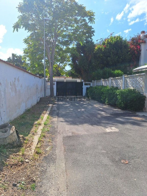 casa indipendente in vendita a Taranto