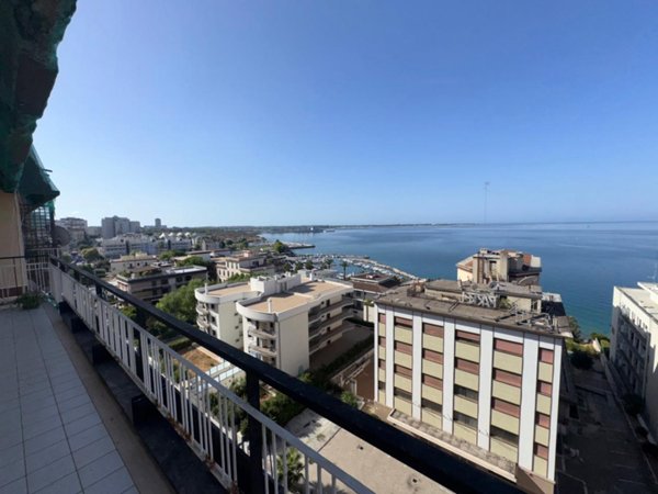 appartamento in vendita a Taranto in zona Borgo
