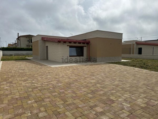 casa indipendente in vendita a Taranto in zona Talsano