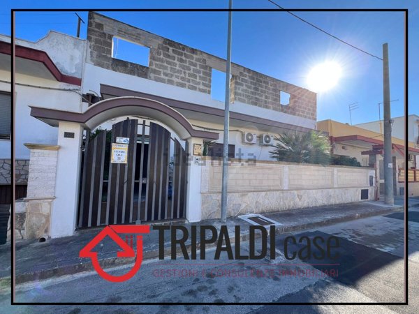 appartamento in vendita a Taranto in zona Talsano