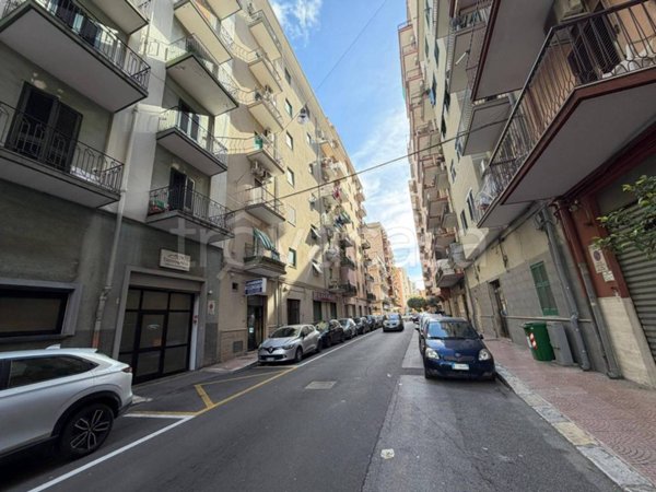 appartamento in vendita a Taranto in zona Tre Carrare-Battisti