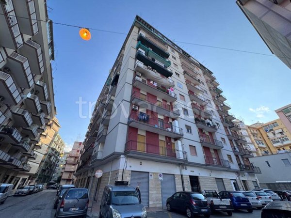 appartamento in vendita a Taranto in zona Tre Carrare-Battisti