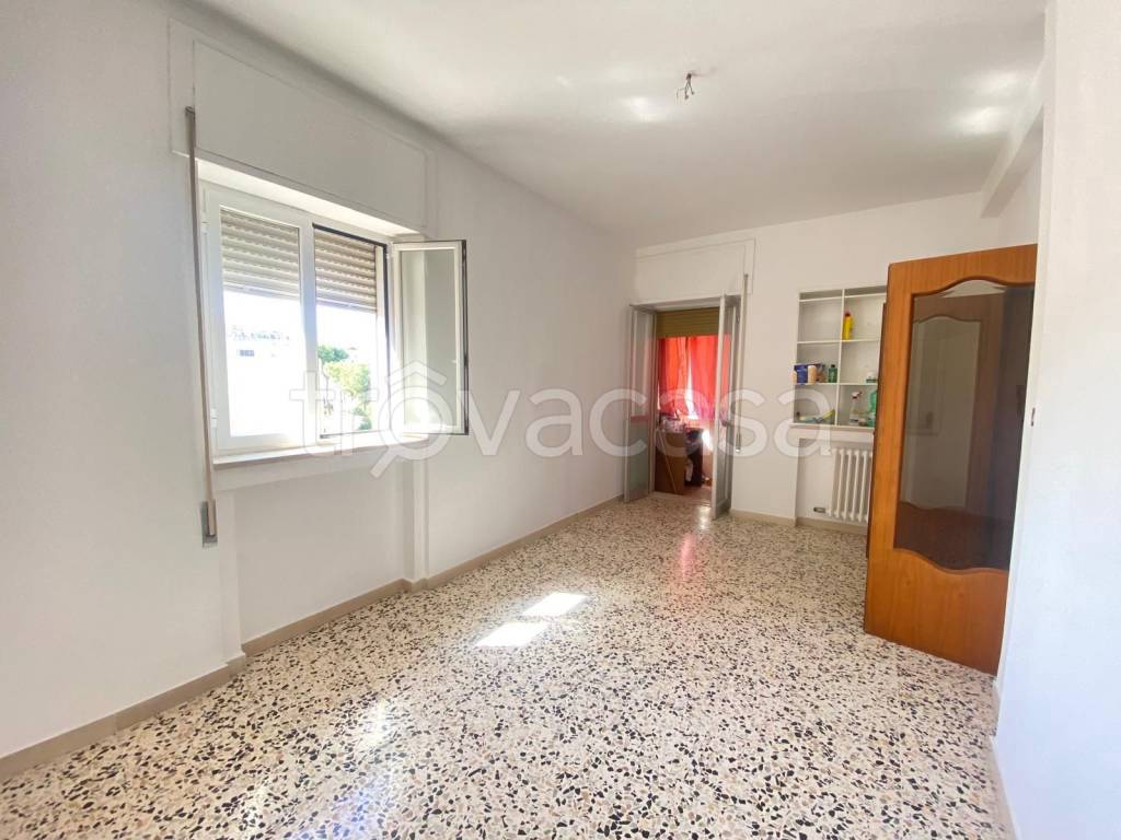 appartamento in vendita a Taranto in zona Tre Carrare-Battisti