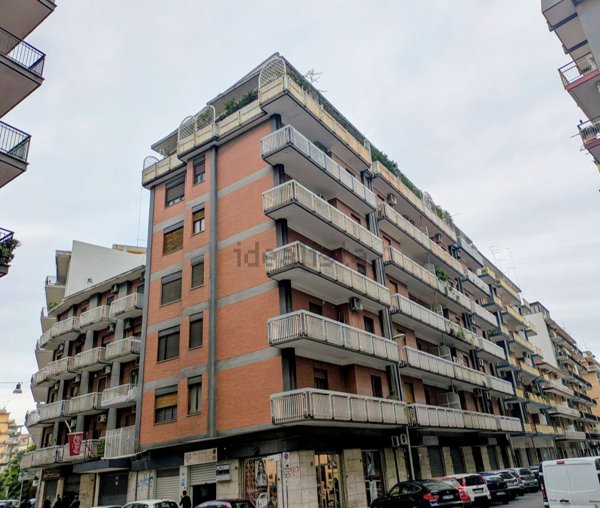 appartamento in vendita a Taranto in zona Italia-Montegranaro