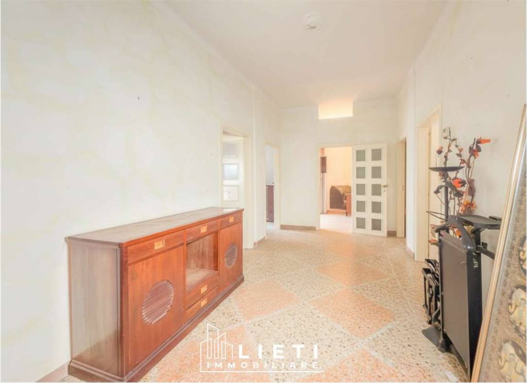 appartamento in vendita a Taranto in zona Tre Carrare-Battisti