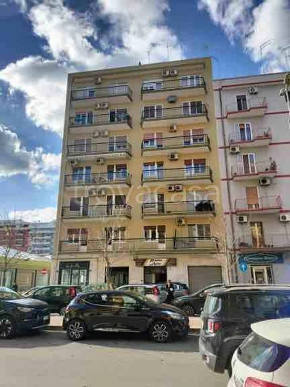 appartamento in vendita a Taranto in zona Italia-Montegranaro
