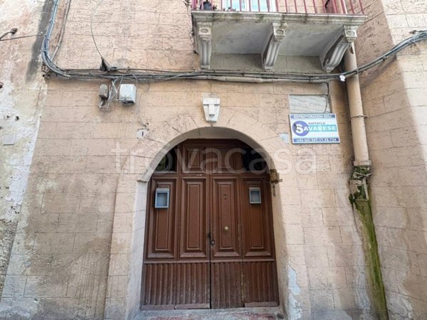 appartamento in vendita a Taranto in zona Borgo Antico