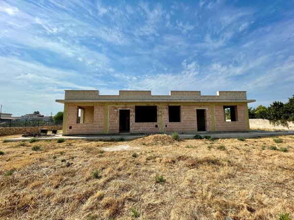 casa indipendente in vendita a Taranto