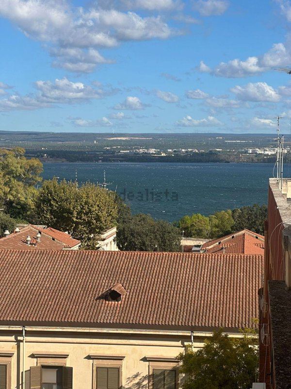 appartamento in vendita a Taranto in zona Borgo