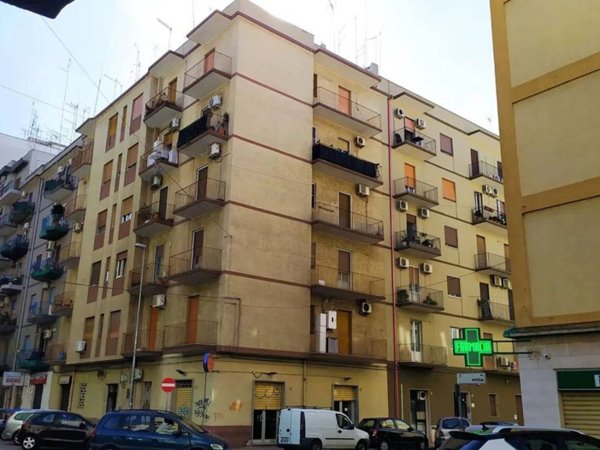 appartamento in vendita a Taranto in zona Italia-Montegranaro