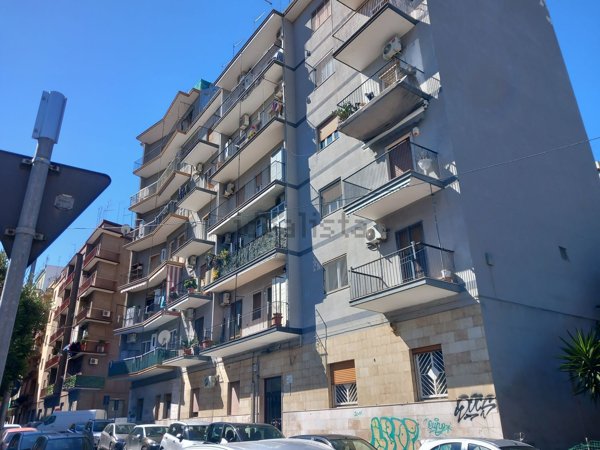 appartamento in vendita a Taranto in zona Tre Carrare-Battisti