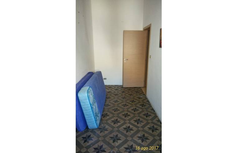 appartamento in vendita a Taranto in zona Tamburi-Croce