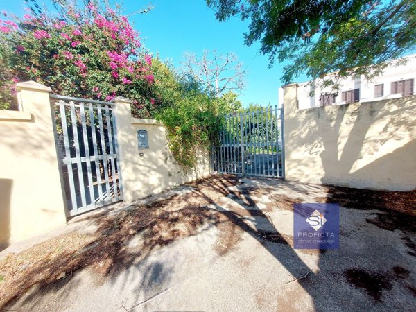 casa indipendente in vendita a Taranto in zona Lama