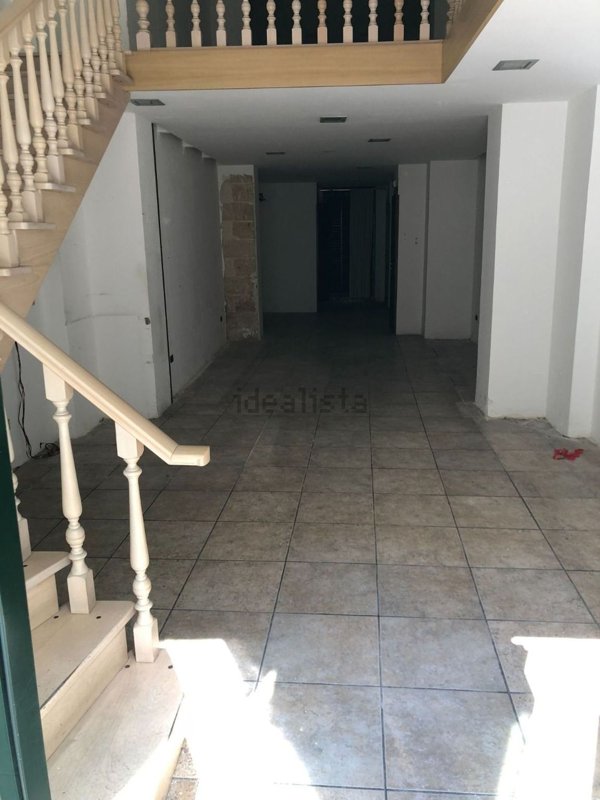 locale commerciale in vendita a Taranto in zona Borgo