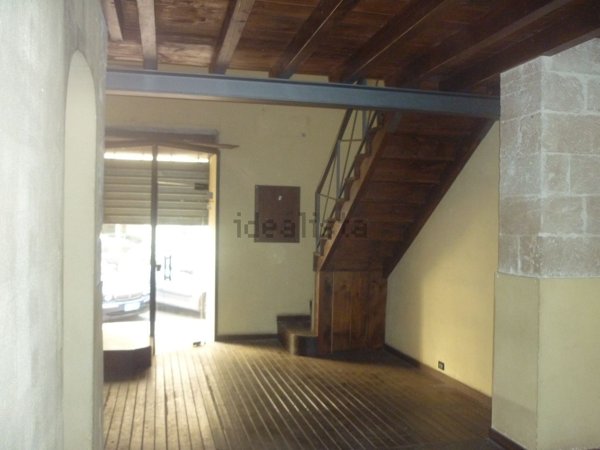 negozio in vendita a Taranto in zona Borgo