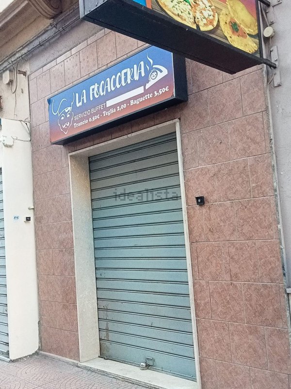 locale commerciale in vendita a Taranto