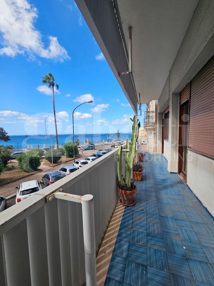 appartamento in vendita a Taranto in zona Borgo