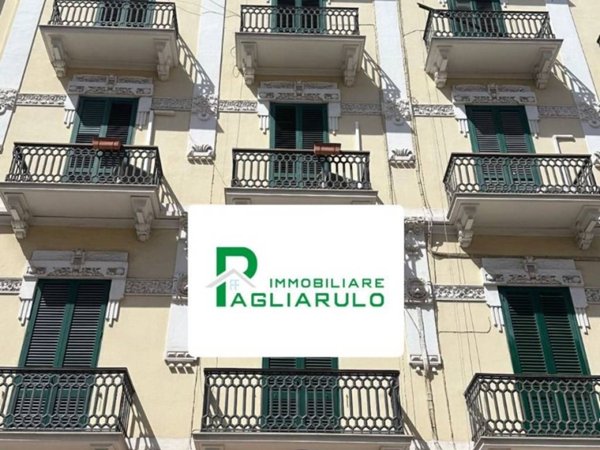 appartamento in vendita a Taranto in zona Borgo Antico