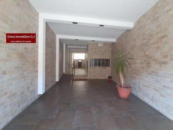 appartamento in vendita a Taranto in zona Tre Carrare-Battisti