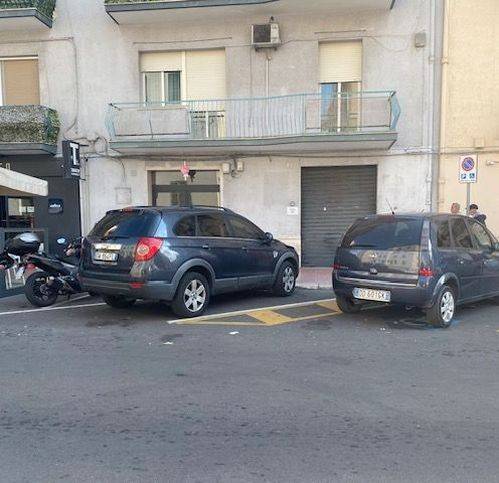 negozio in vendita a Taranto in zona Tre Carrare-Battisti