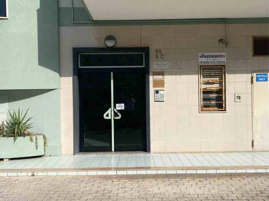 appartamento in vendita a Taranto in zona Tre Carrare-Battisti