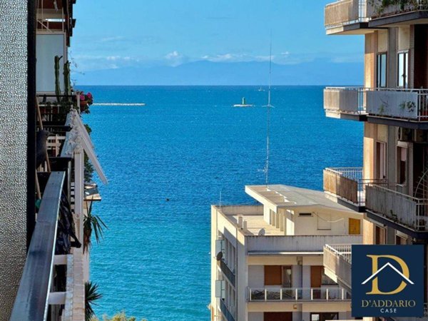 appartamento in vendita a Taranto in zona Tre Carrare-Battisti