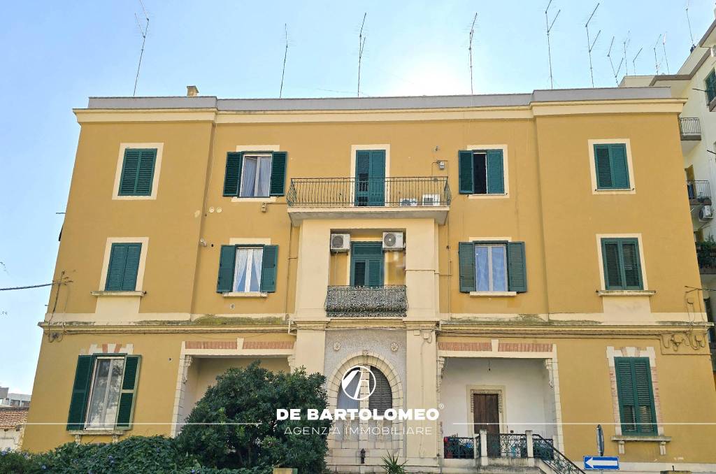 appartamento in vendita a Taranto in zona Tre Carrare-Battisti